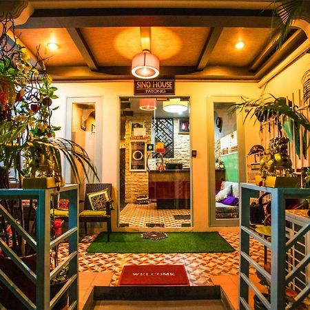 Sino House Patong Hotell Exteriör bild