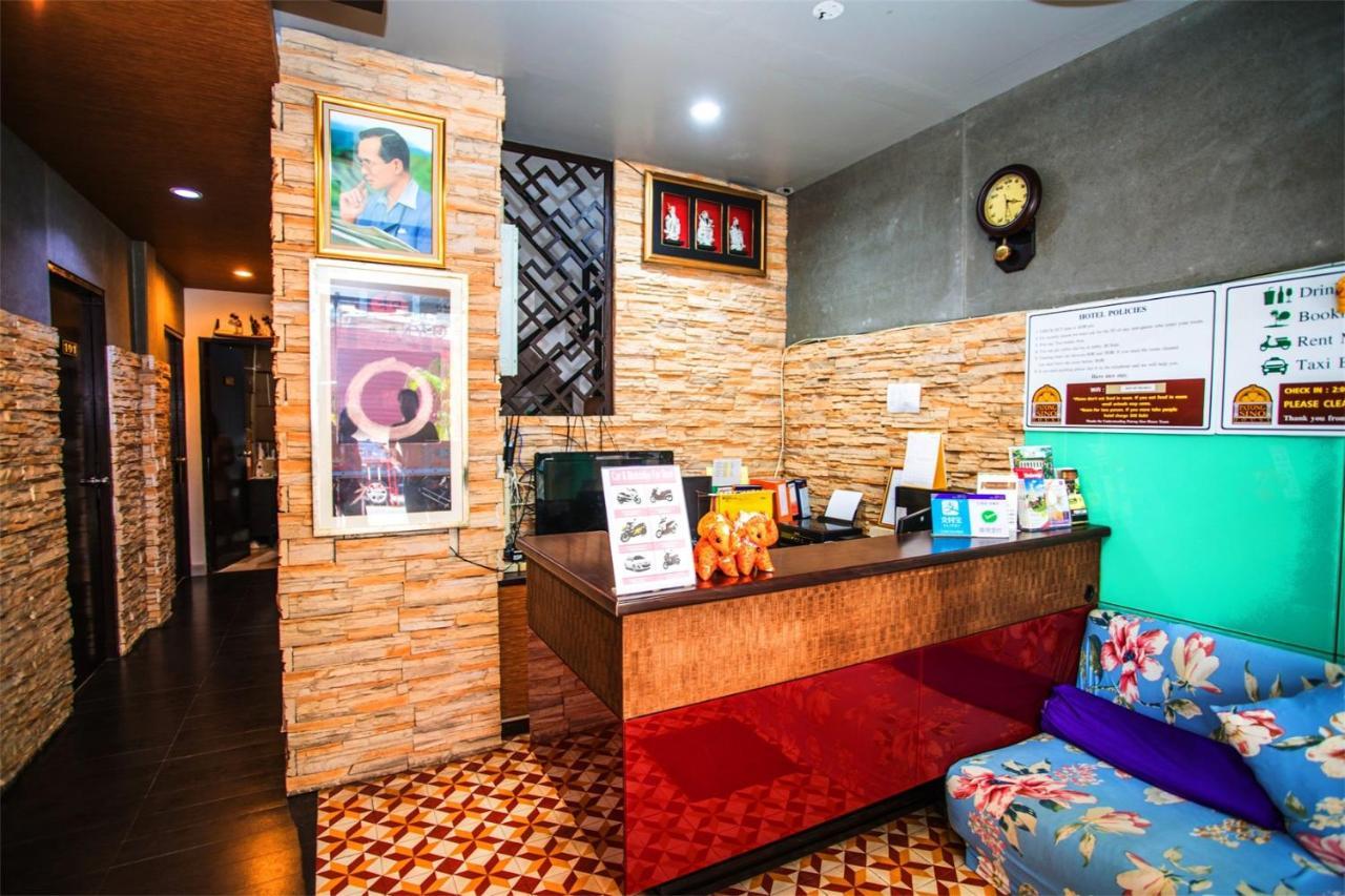 Sino House Patong Hotell Exteriör bild