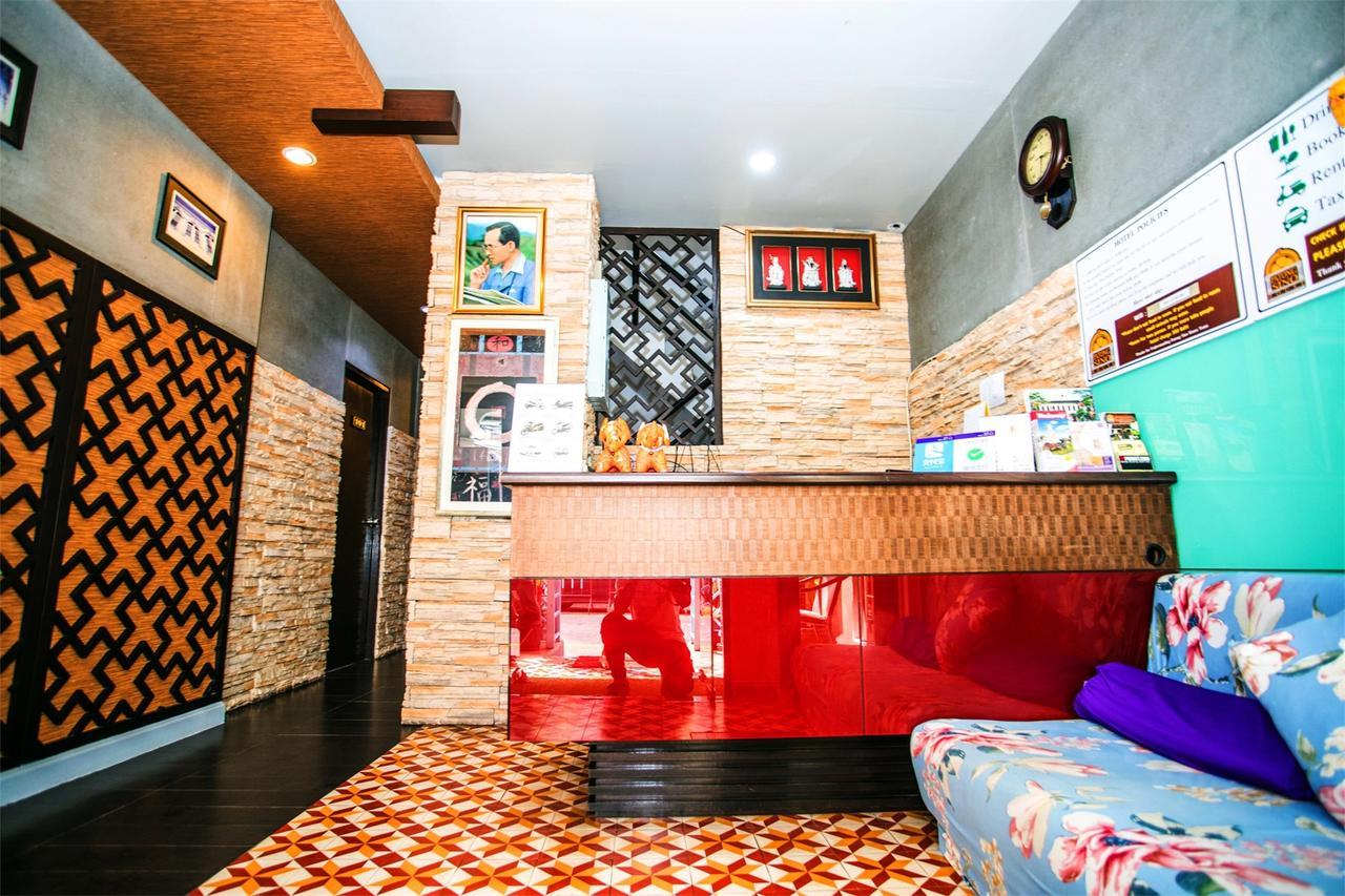Sino House Patong Hotell Exteriör bild