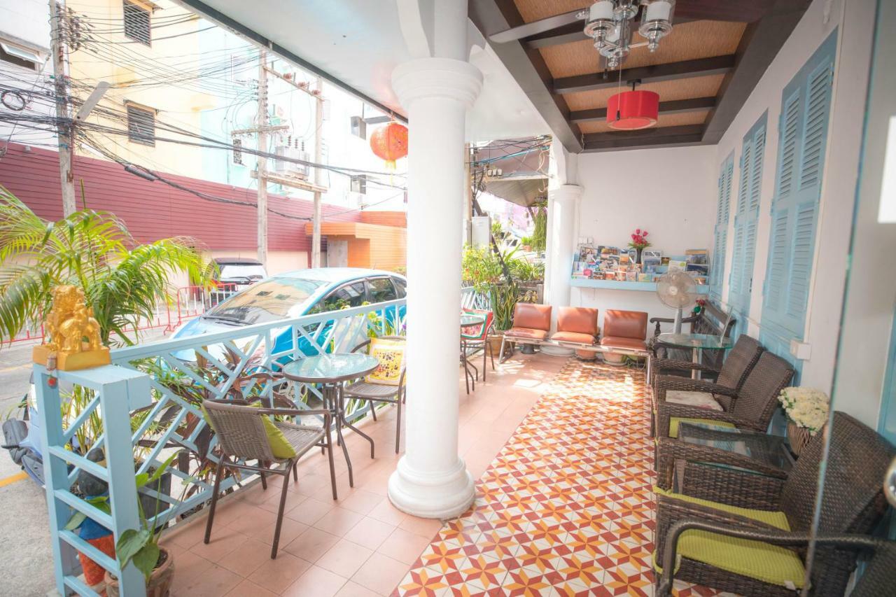 Sino House Patong Hotell Exteriör bild